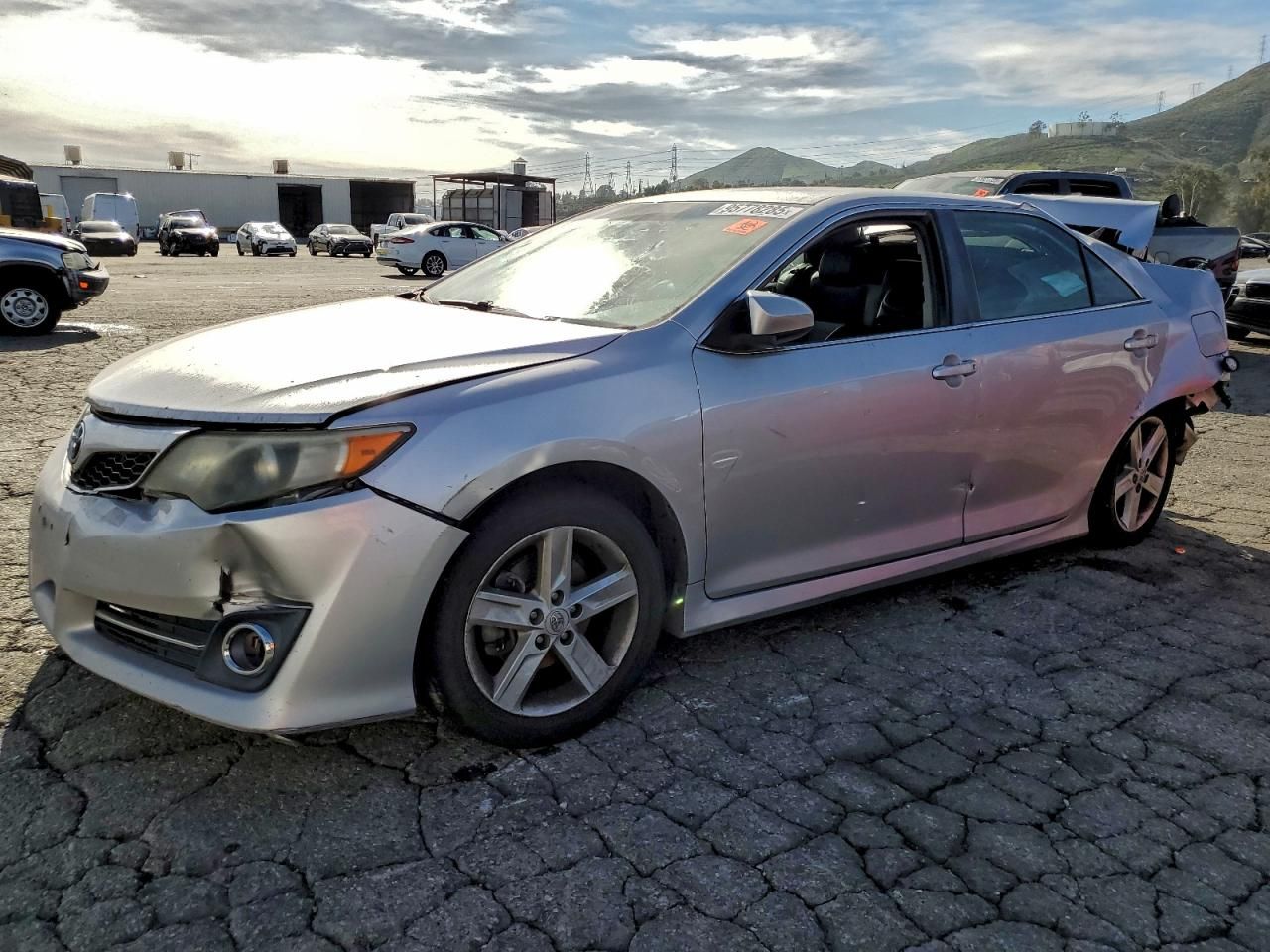2014 Toyota Camry l