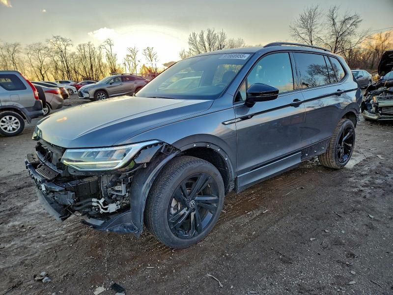 2024 Volkswagen Tiguan se R-line Black
