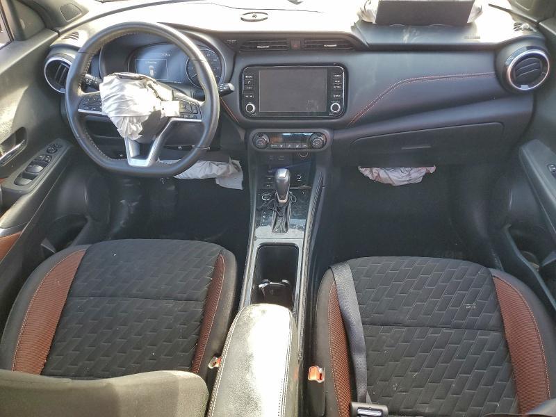 2021 Nissan Kicks sr