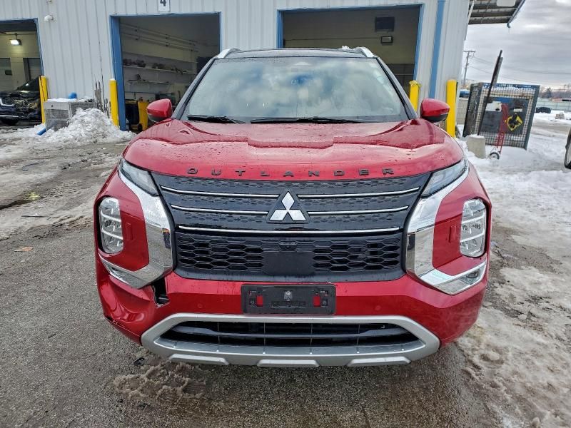 2024 Mitsubishi Outlander sel