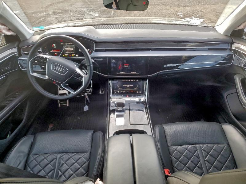 2021 Audi S8