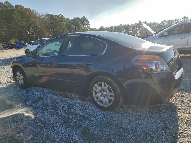 2011 Nissan Altima Base
