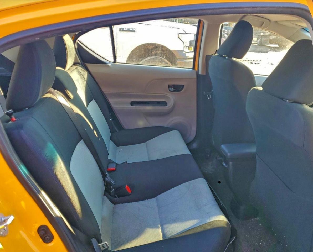 2014 Toyota Prius c