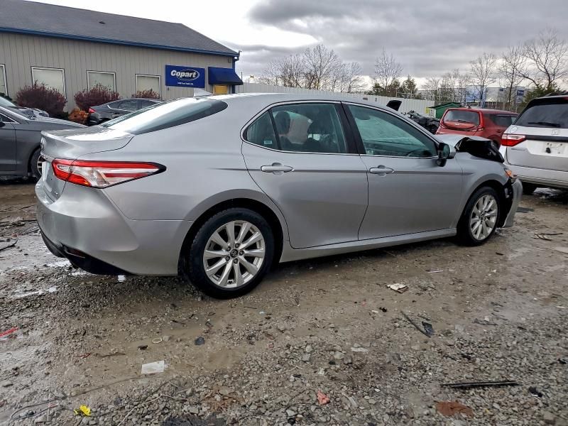 2020 Toyota Camry le