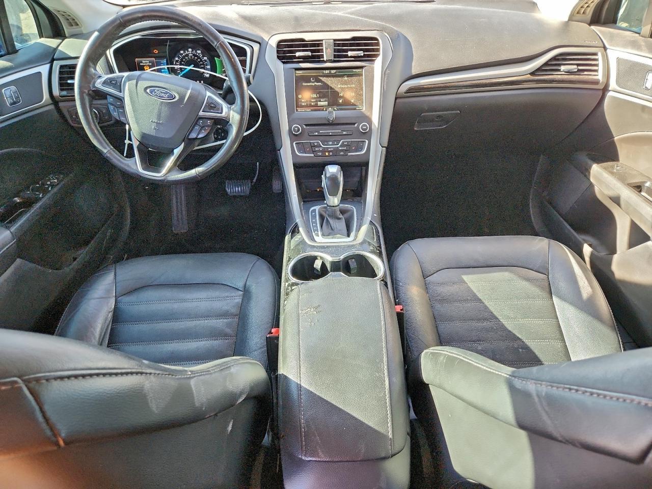 2016 Ford Fusion se