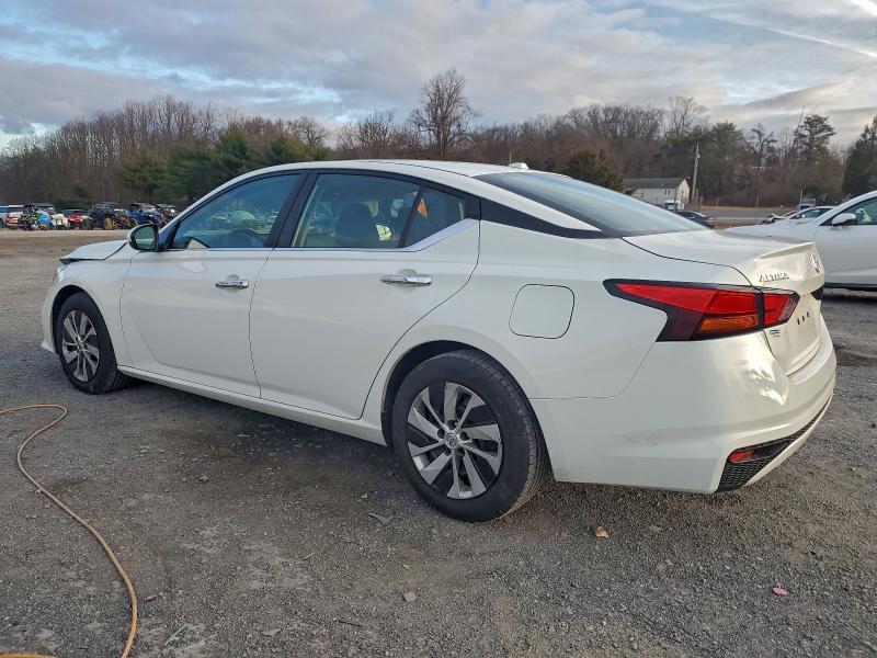 2019 Nissan Altima s