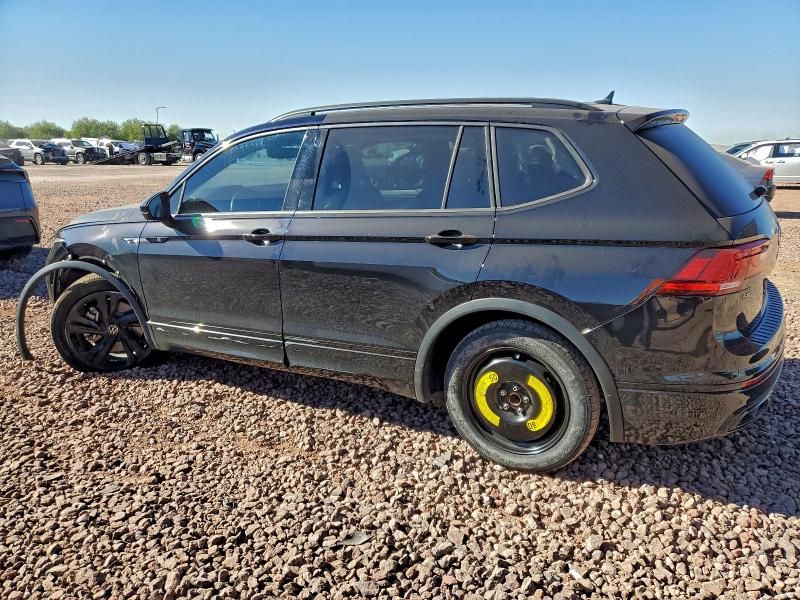 2023 Volkswagen Tiguan se R-line Black