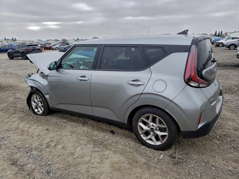 2024 KIA Soul lx