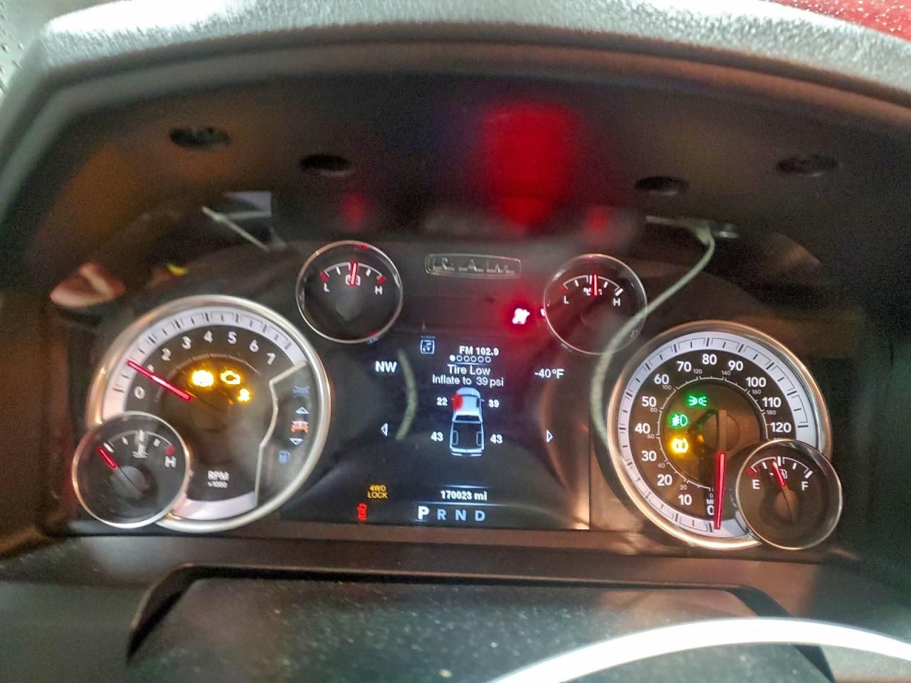 2014 Dodge Ram 1500 slt