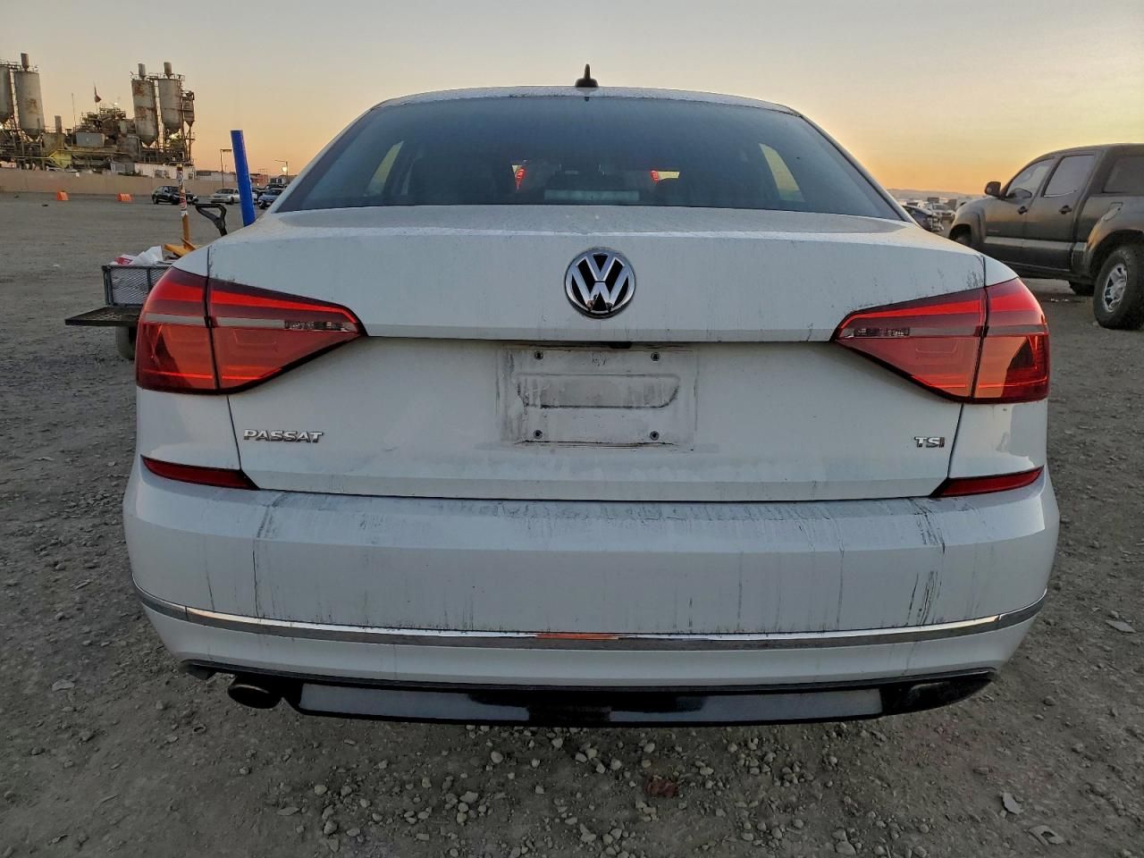 2018 Volkswagen Passat s