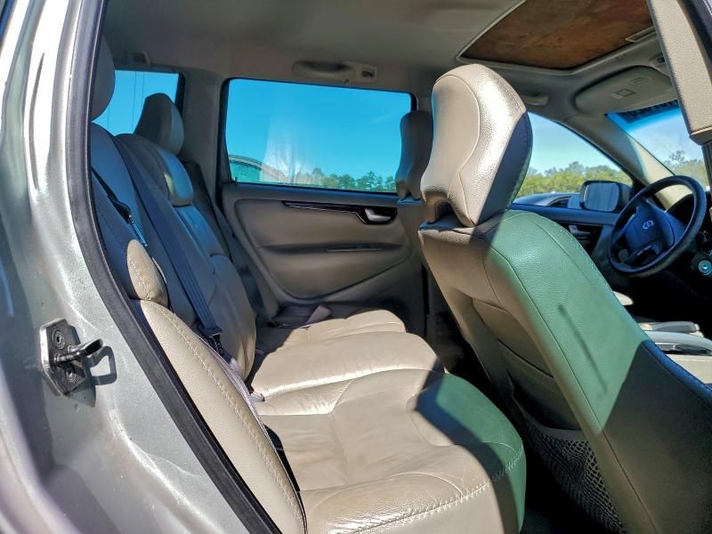 2004 Volvo Xc70