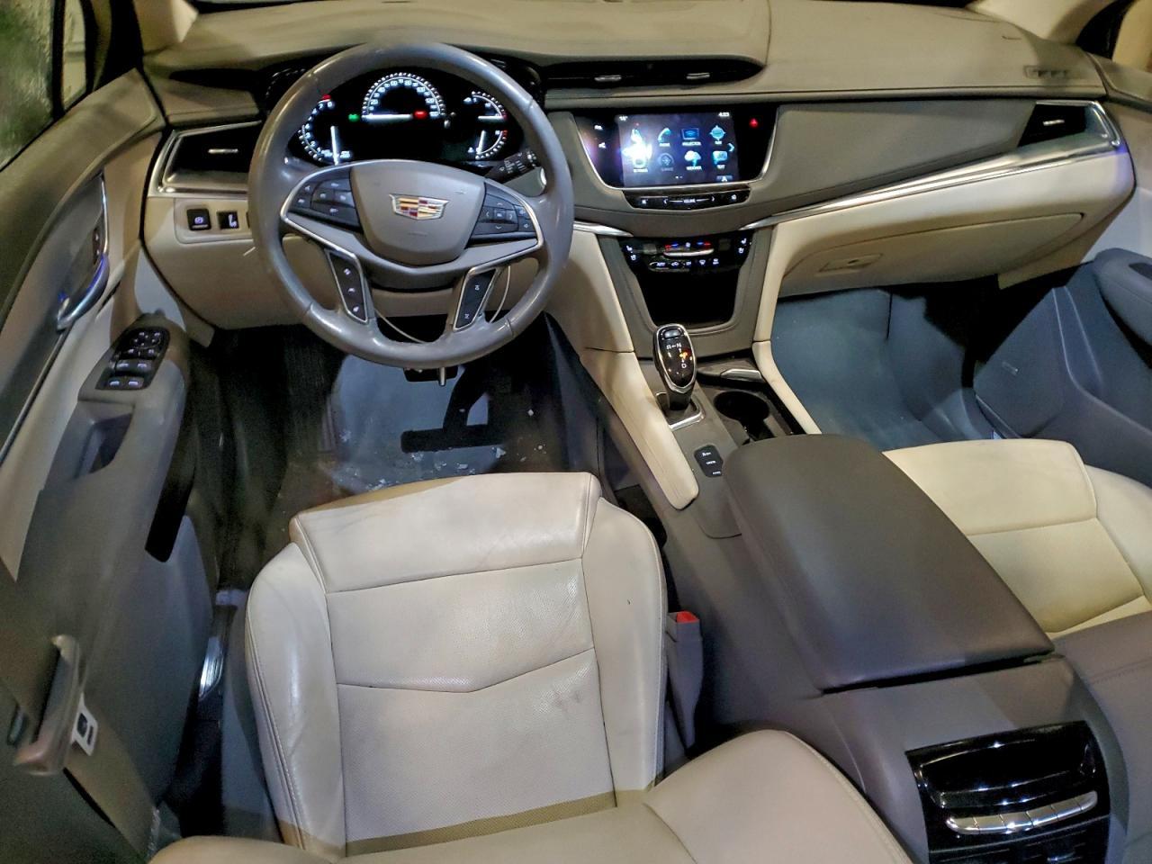 2018 Cadillac XT5 Premium Luxury