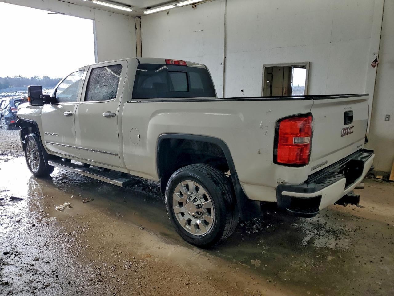 2015 GMC Sierra K2500 Denali