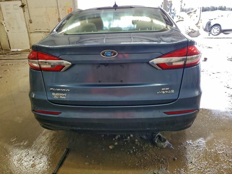 2019 Ford Fusion se