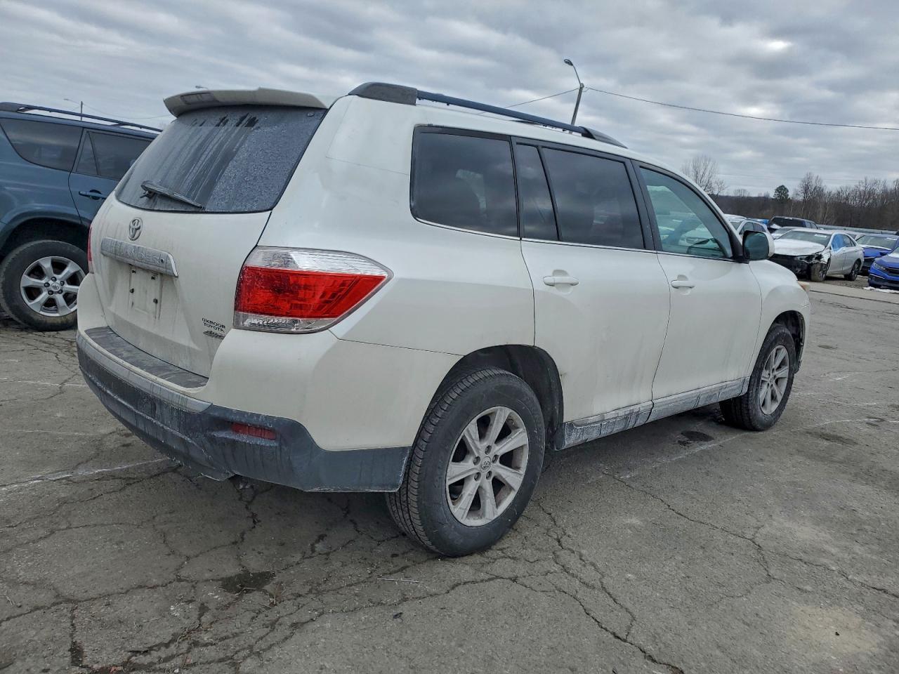 2012 Toyota Highlander Base