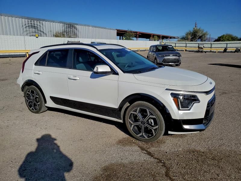 2023 KIA Niro ex