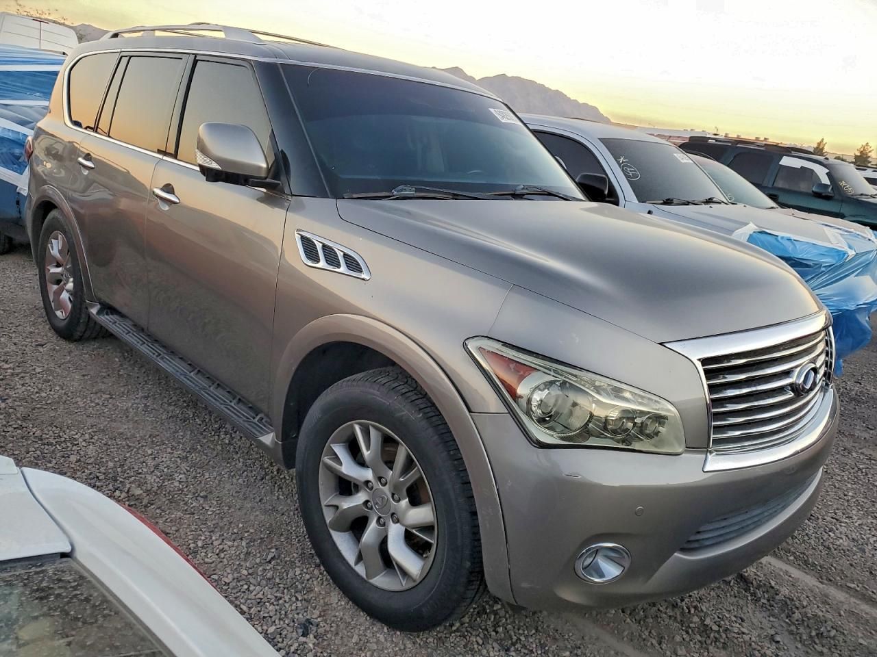 2012 Infiniti Qx56