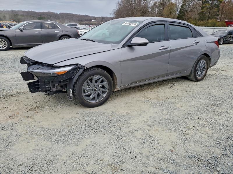 2025 Hyundai Elantra Blue
