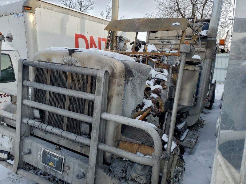1995 Peterbilt 379 Semi Truck