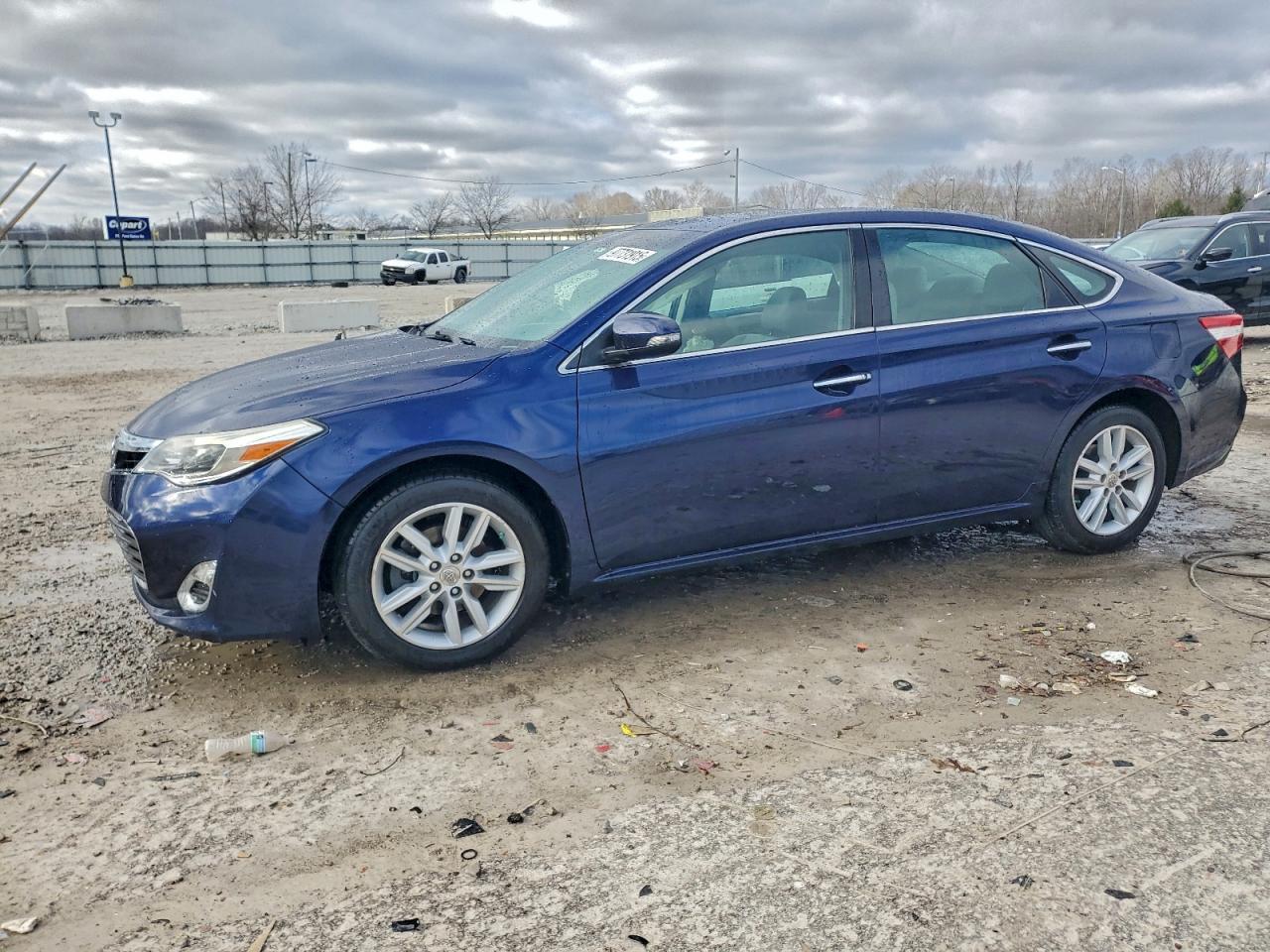 2013 Toyota Avalon Base
