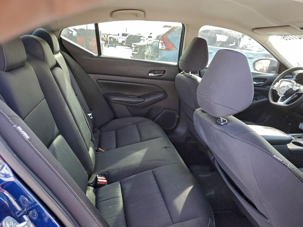 2019 Nissan Altima s