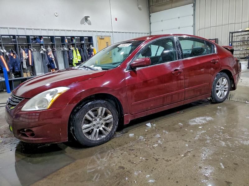 2010 Nissan Altima Base
