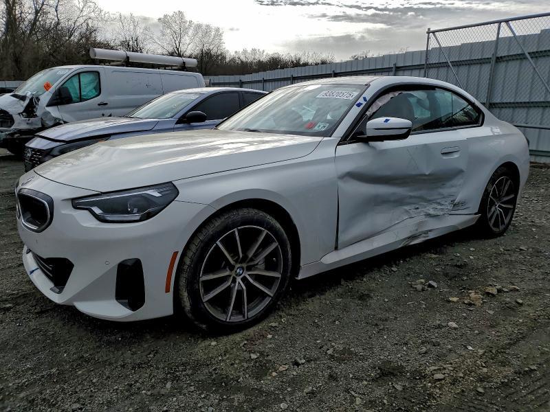 2024 BMW 230xi