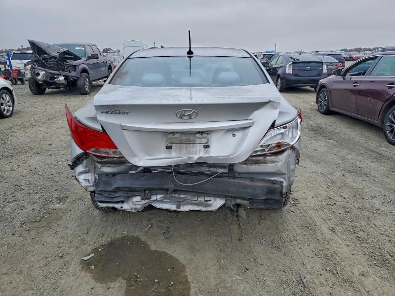 2015 Hyundai Accent gls