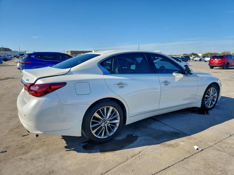 2024 Infiniti Q50 Luxe