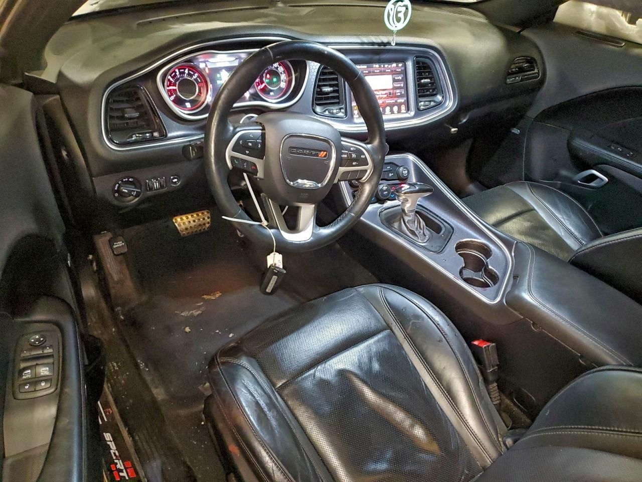 2015 Dodge Challenger sxt Plus