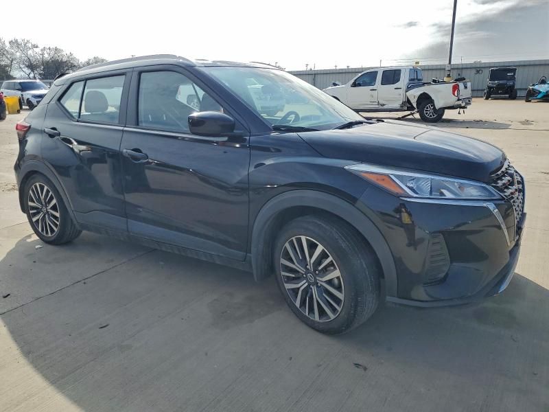 2021 Nissan Kicks sv