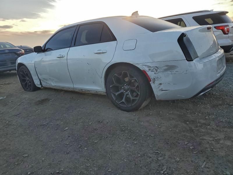 2019 Chrysler 300 s