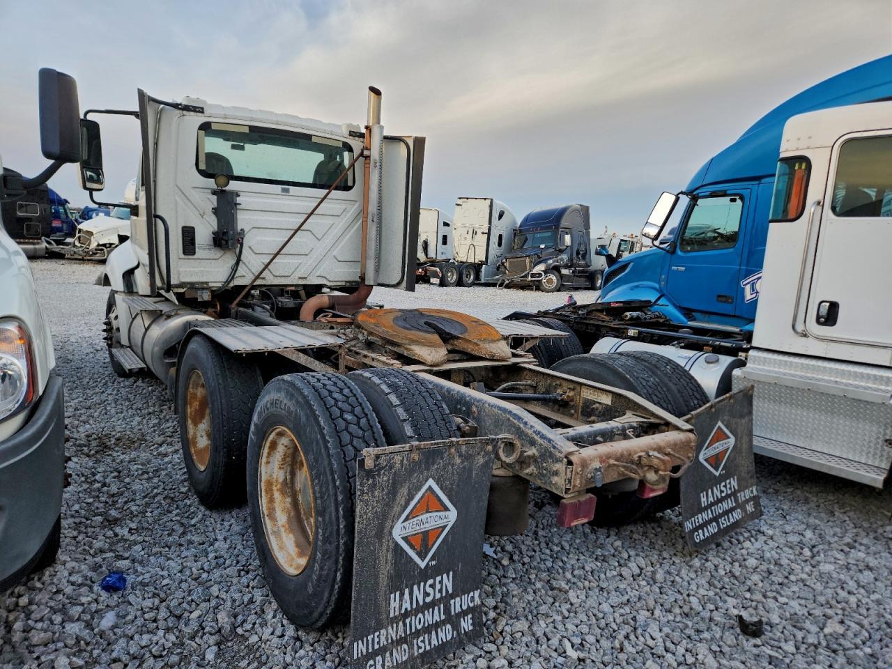 2011 International Prostar PR Semi Truck