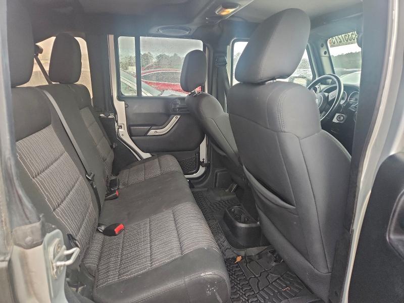 2012 Jeep Wrangler Unlimited Sahara