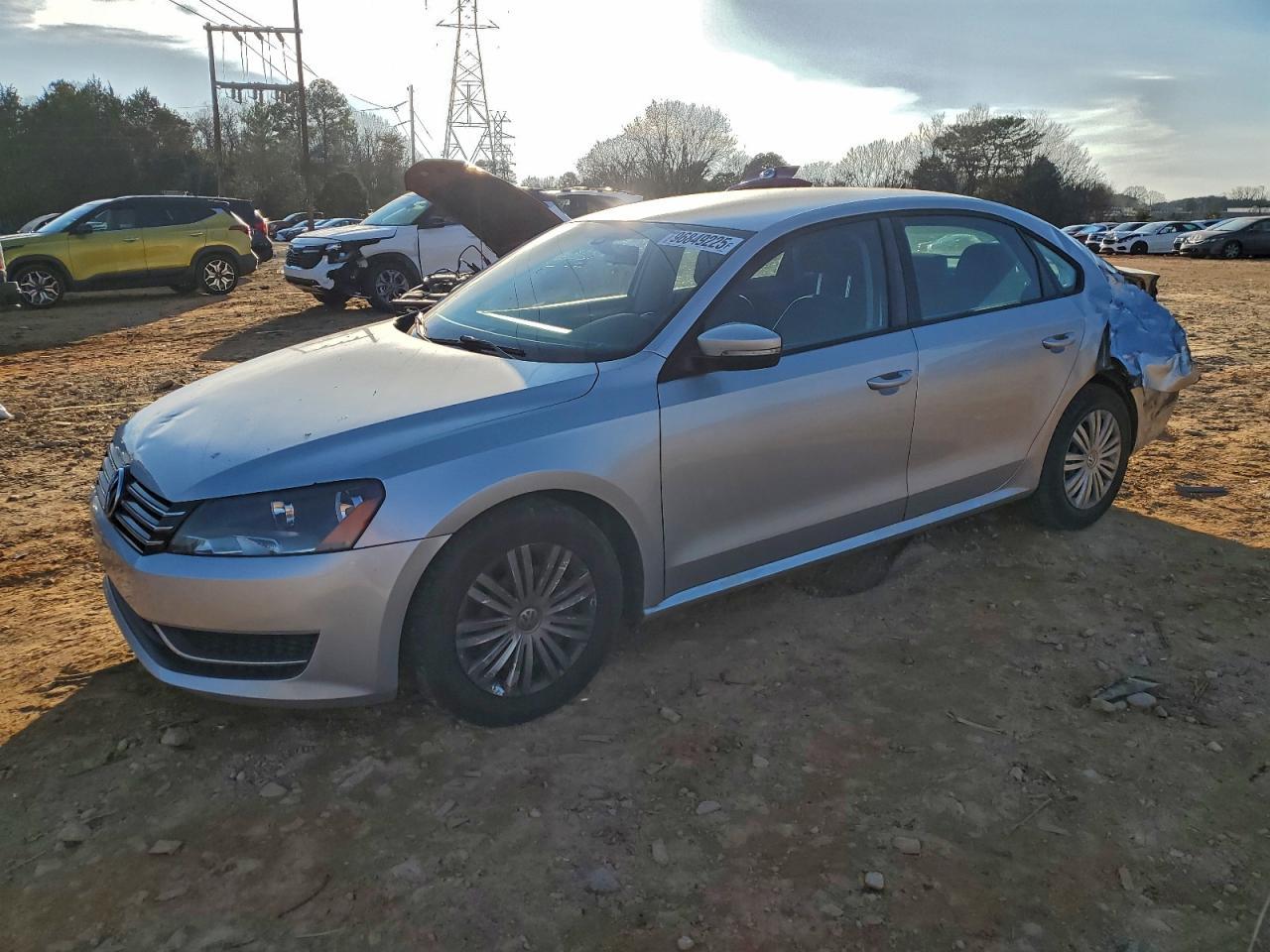2014 Volkswagen Passat s