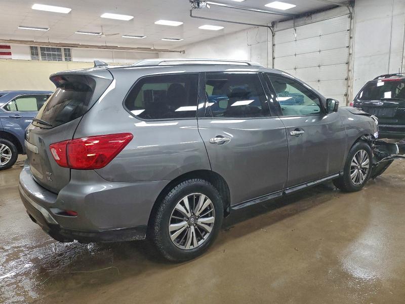 2019 Nissan Pathfinder s