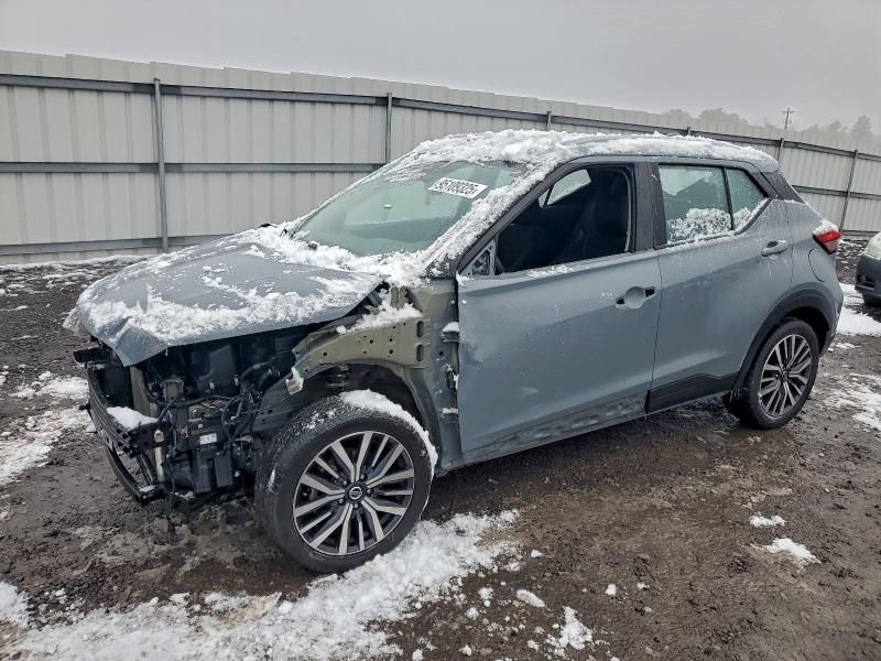2021 Nissan Kicks sv