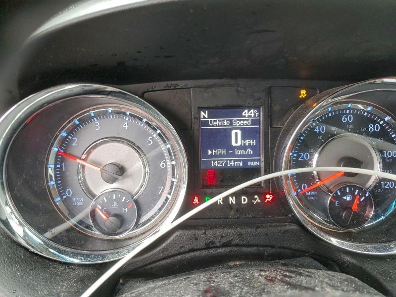 2013 Chrysler Town & Country Touring