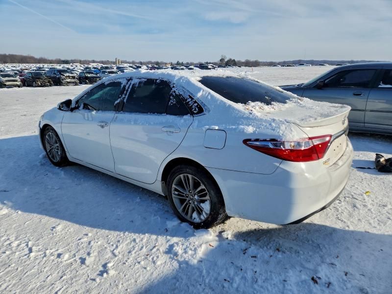 2016 Toyota Camry le