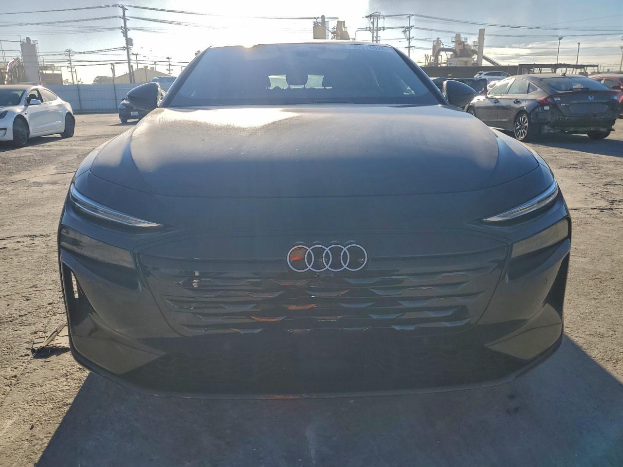 2025 Audi A6 E-tron Premium 60