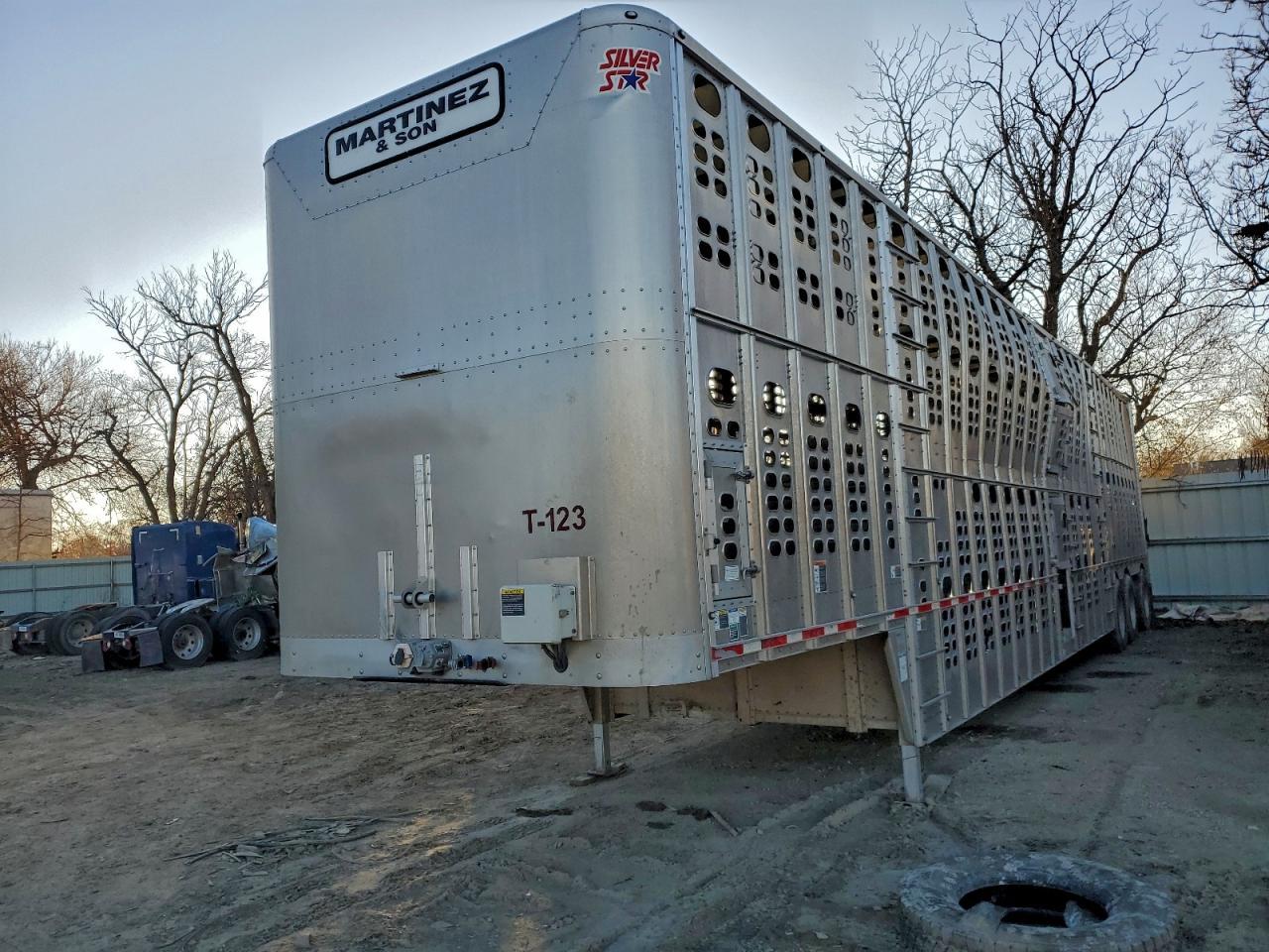 2023 Wilson Trailer-Livestock Trailer