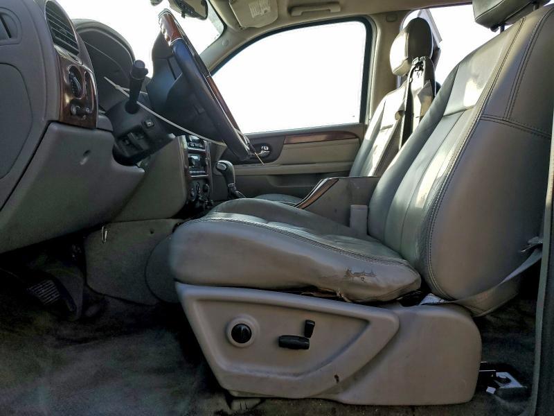 2005 GMC Envoy Denali xl