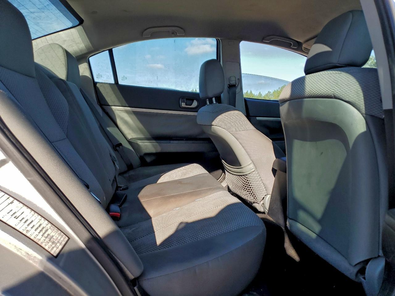 2011 Mitsubishi Galant fe