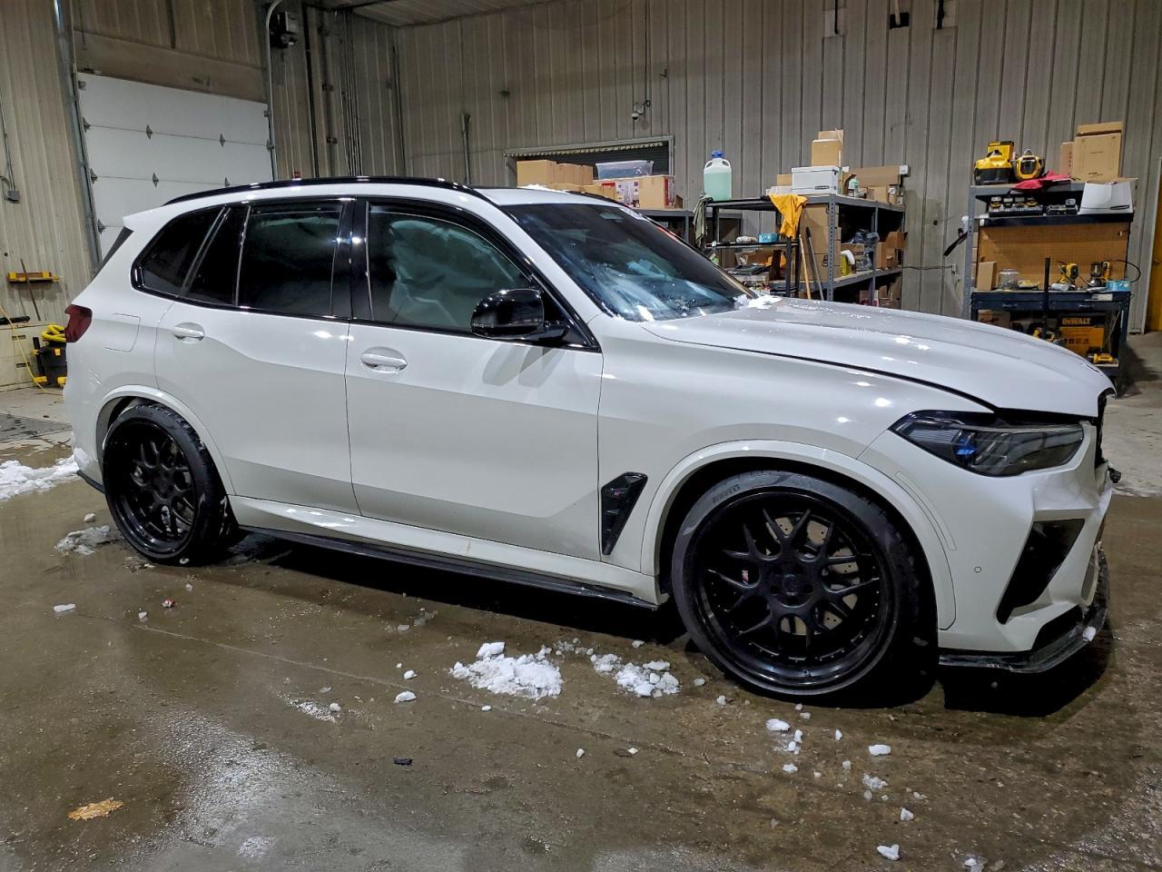 2022 BMW X5 m