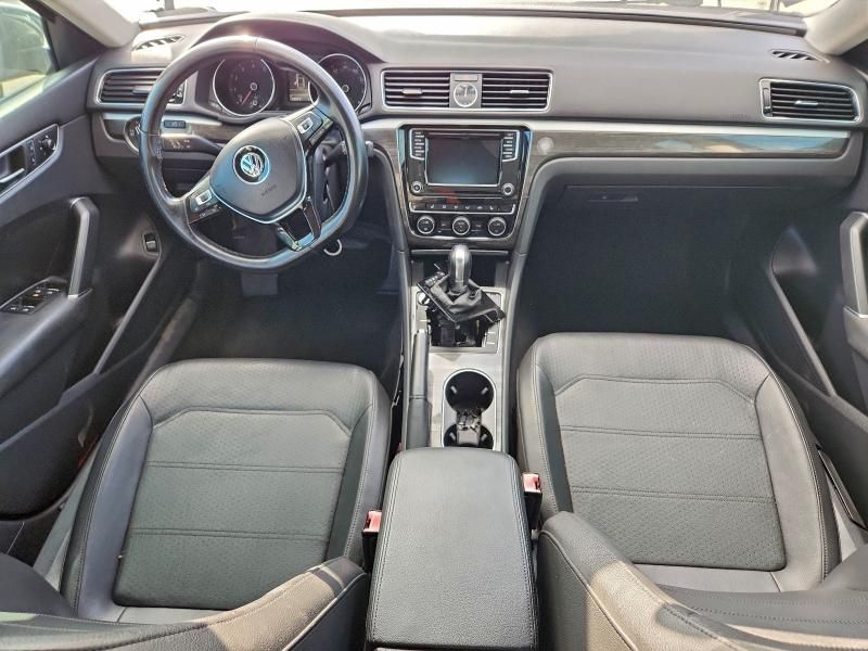 2017 Volkswagen Passat se