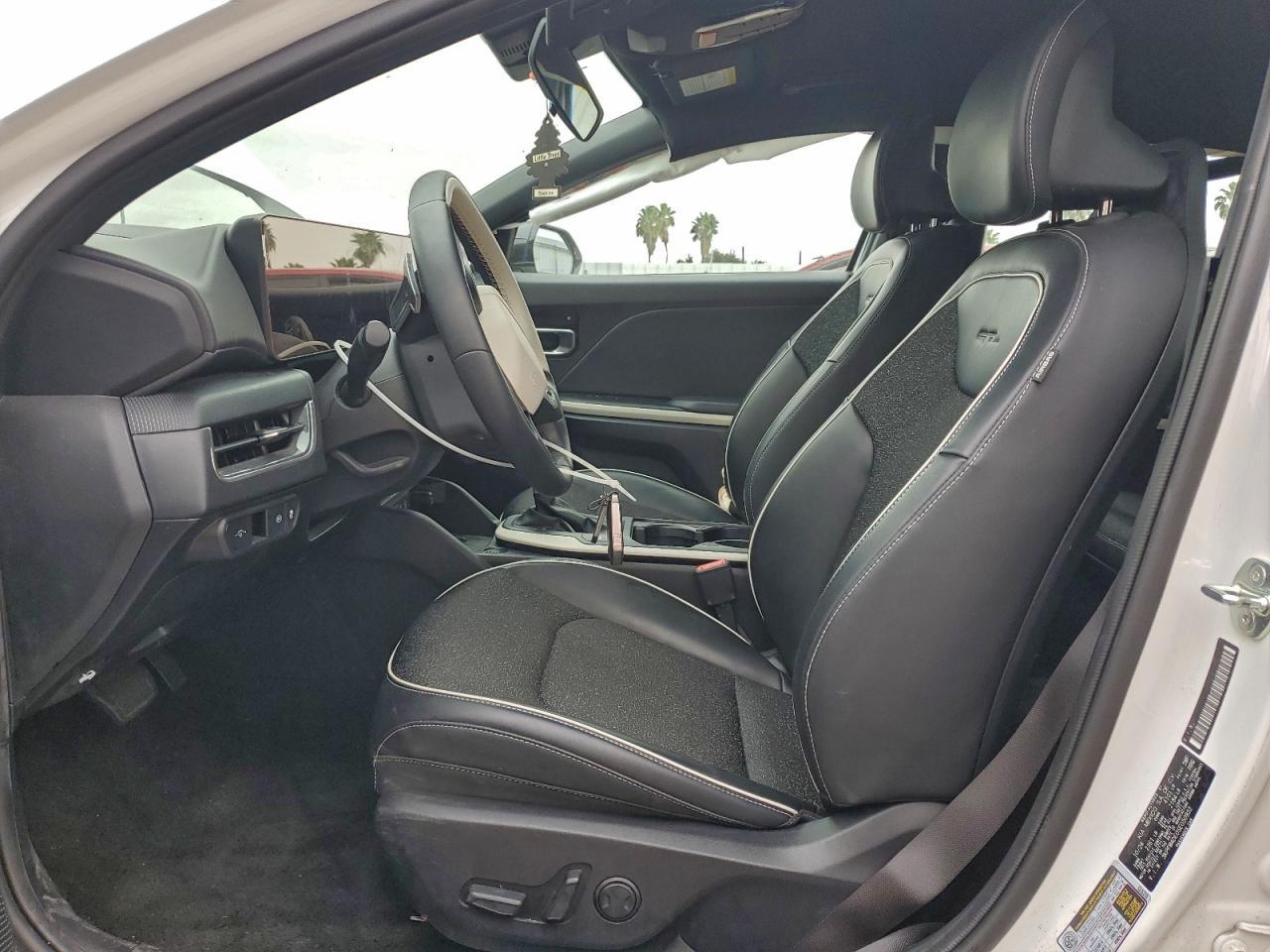 2025 KIA K4 gt Line