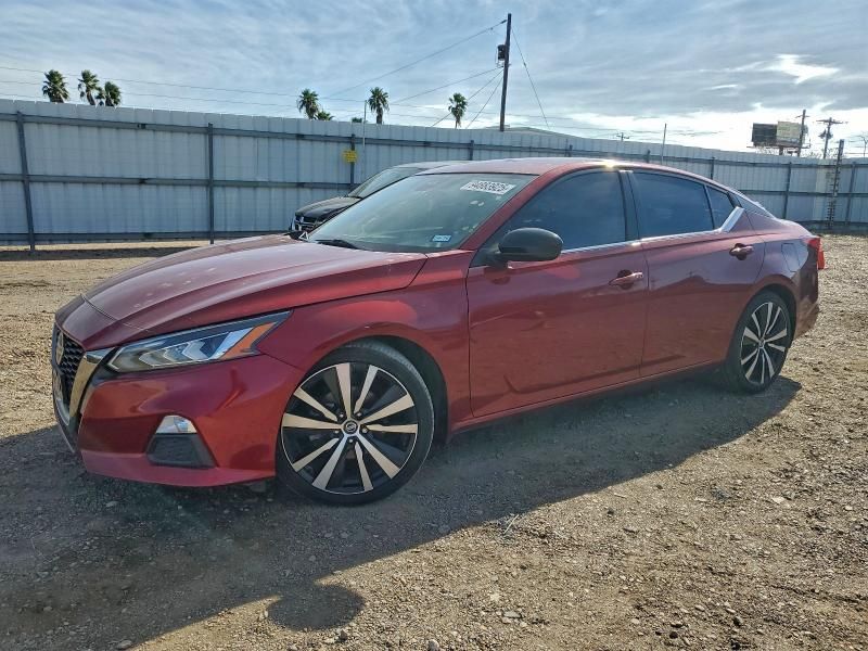 2022 Nissan Altima sr