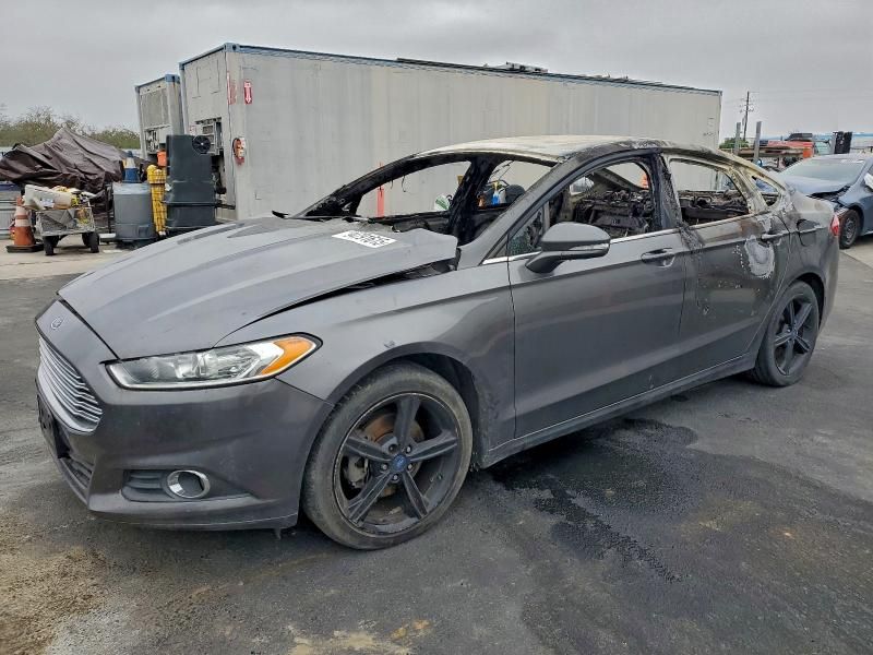 2016 Ford Fusion se