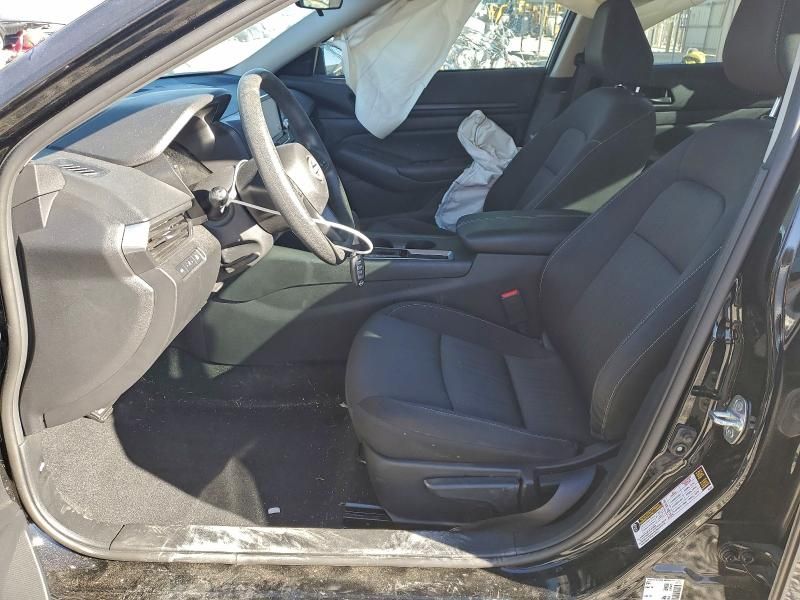 2023 Nissan Altima s