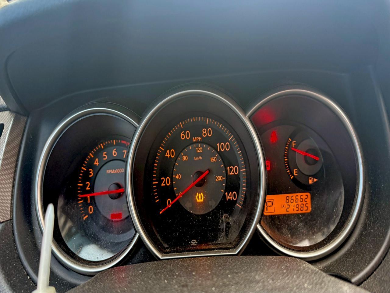 2008 Nissan Versa s